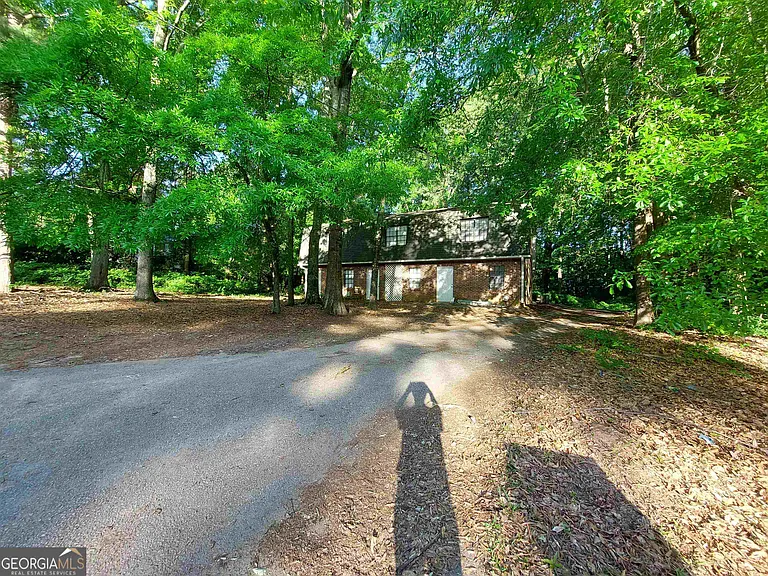 140 Hunters Ln #C — Photo 1