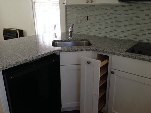 2nd image of 51 Everett St