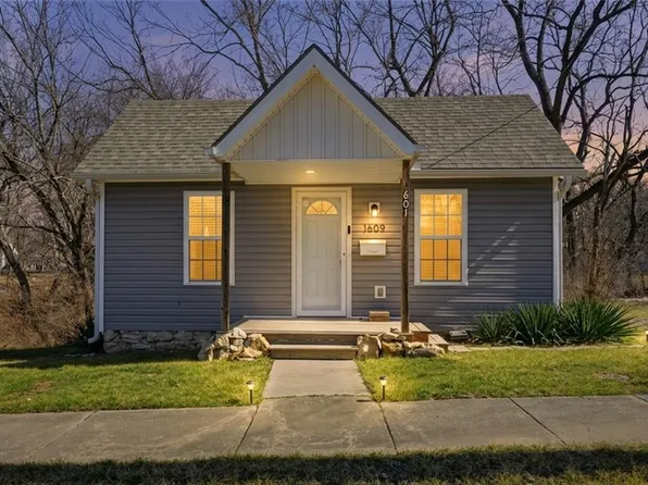 601 N Lexington St, Harrisonville, MO 64701