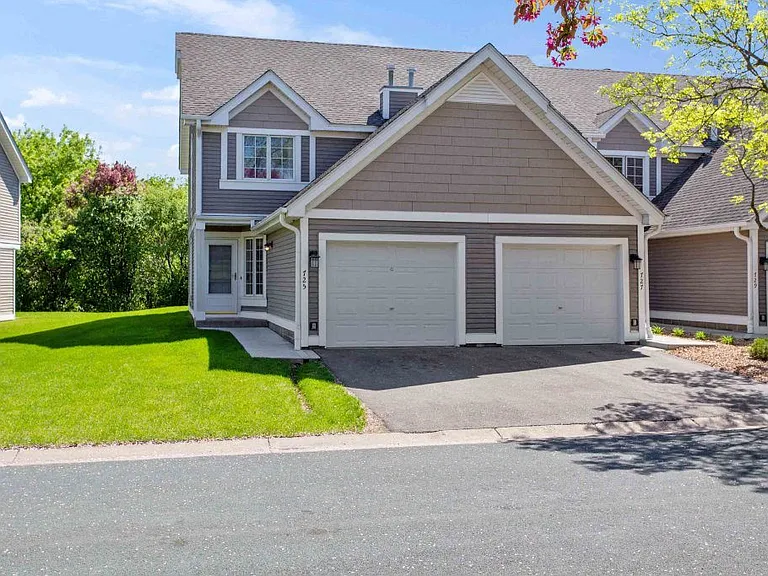 Seasons Villas — Photo 27