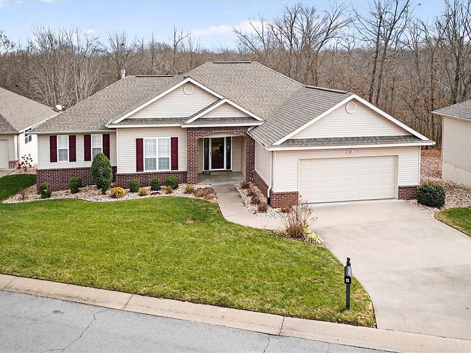 1st image of 18 Parkridge Dr