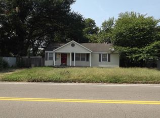 943 Waring Rd, Memphis, TN 38122