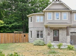 33 Arcadia Rd, Wasaga Beach, ON L9Z3C7