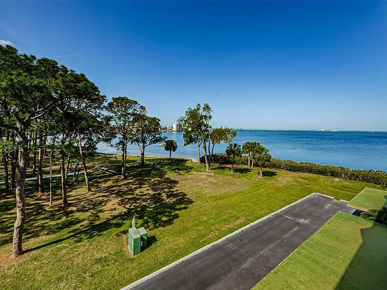 2700 Bayshore Blvd #11307 — Photo 4