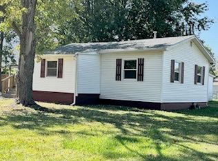 721 Ferndale Ave, Tilton, IL 61833