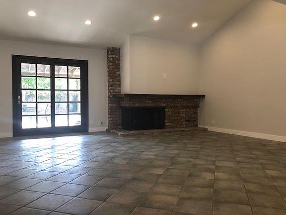 3rd image of 9333 Brightwood Ct