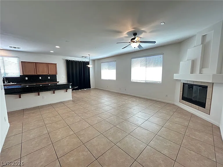 1030 Via Nandina Pl — Photo 4