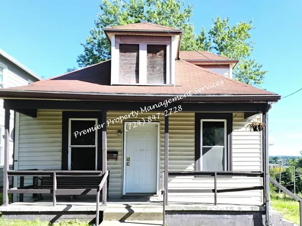 6 W Sharp St, New Castle, PA 16102