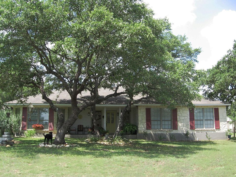 2nd image of 802 Deer Forest Dr W