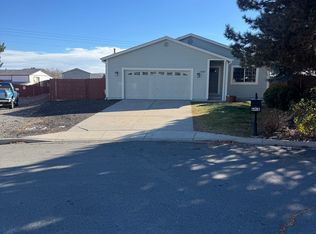 6418 Micmac Ct, Sun Valley, NV 89433