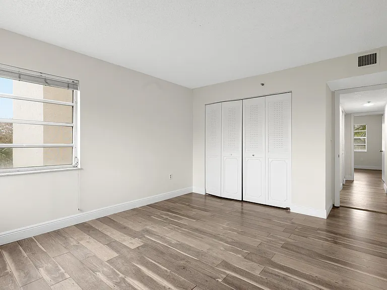 3940 Inverrary Blvd #404-A — Photo 21