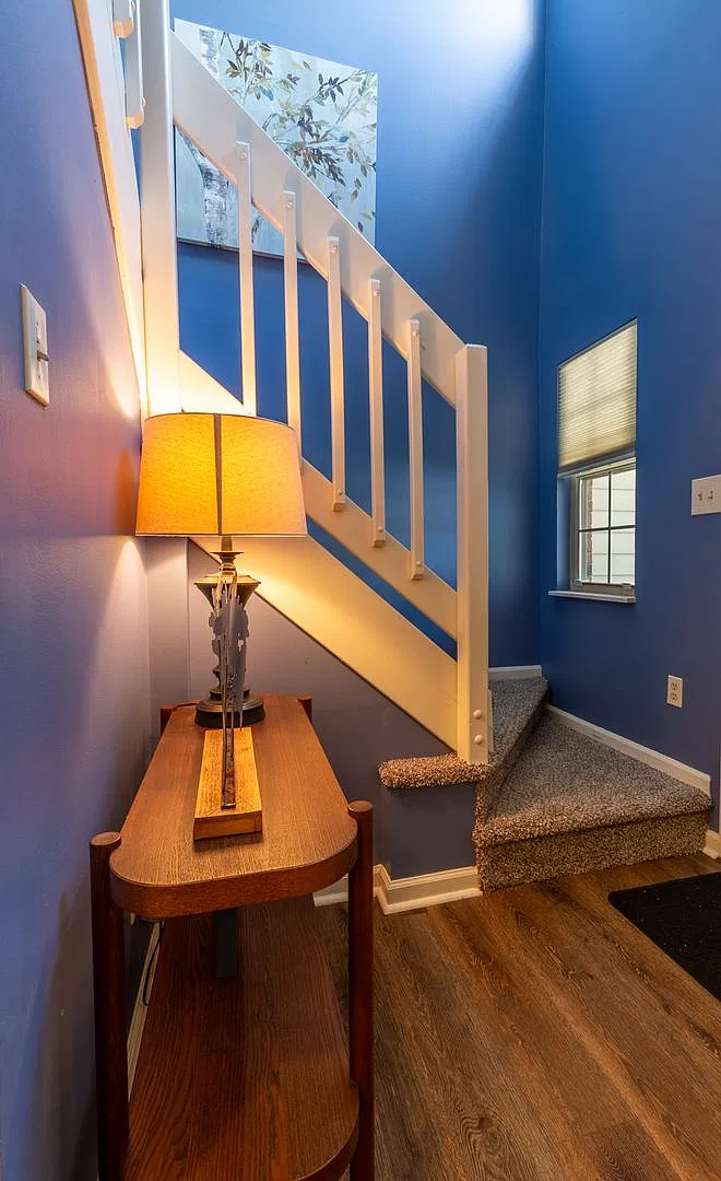 2 bed, 2.0 bath, 1054 sqft, $1,800 — Photo 4