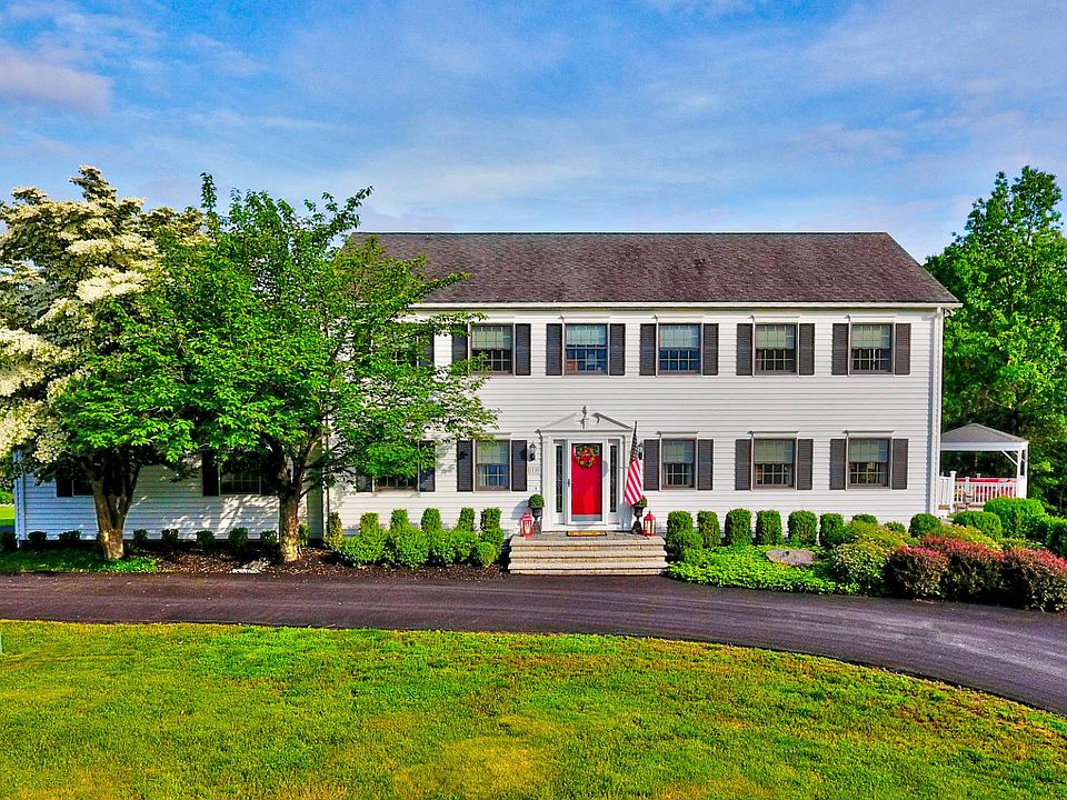 1st image of 15 Candlewood Dr