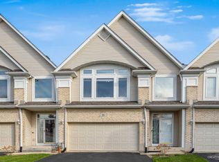 389 Aaron Ln, Bolingbrook, IL