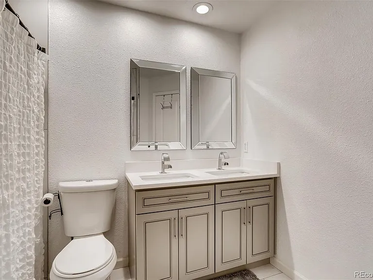 1254 S Idalia St — Photo 17