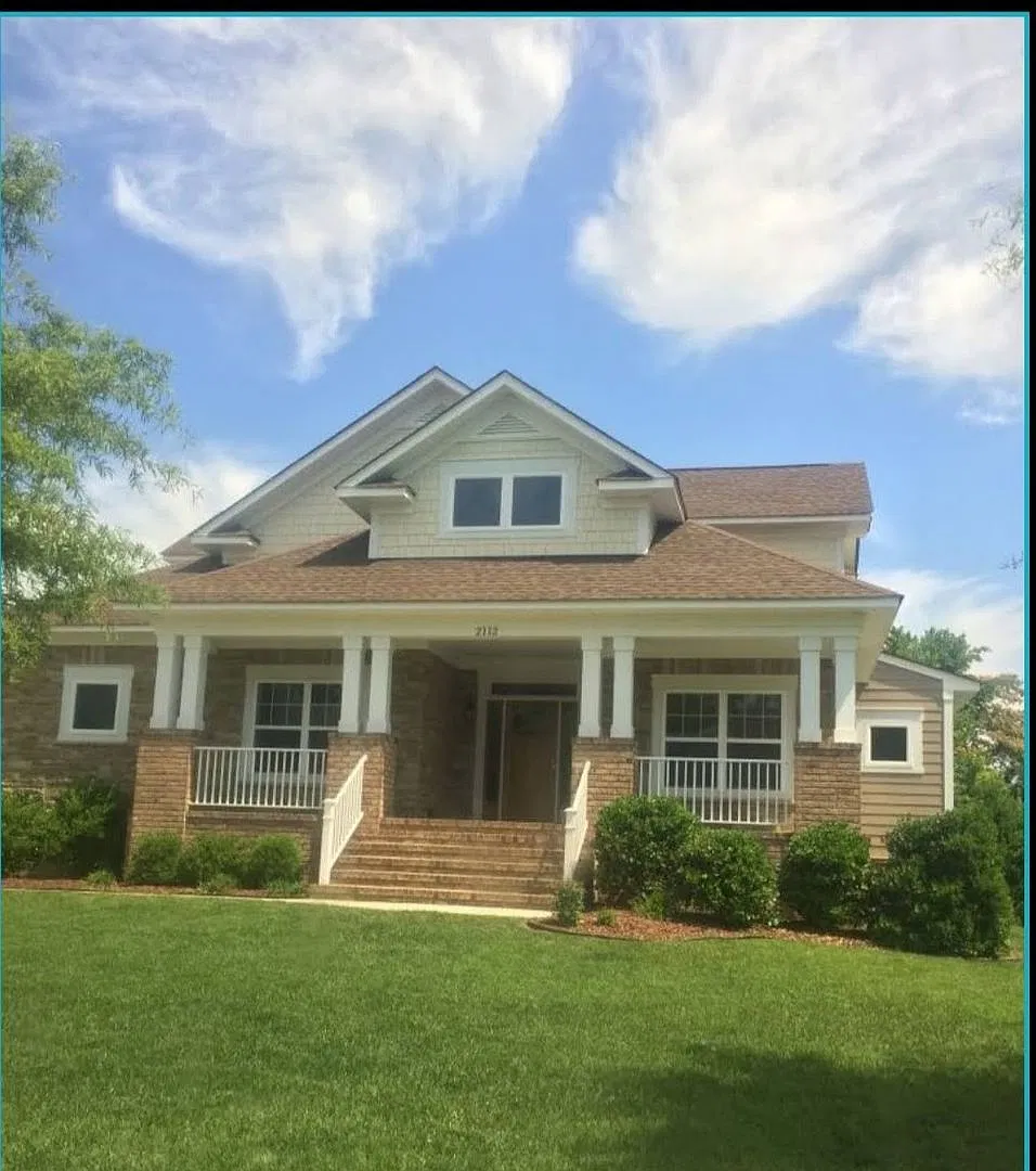 Spacious Single Family Home in Oak Breeze — Photo 1