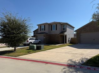 709 Yearwood Ln, Jarrell, TX 76537