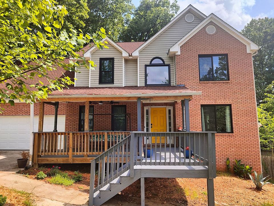 1st image of 925 Dogwood Park Dr