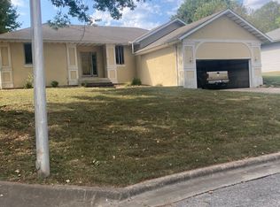 4315 S Mentor Ave, Springfield, MO 65804