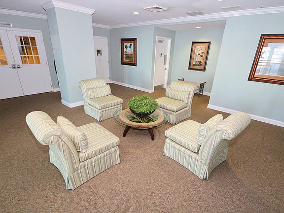 4th image of 2 Oceans West Blvd APT 1402
