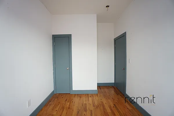 Rented by Rennit Inc. | media 28