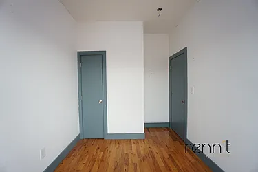 Rented by Rennit Inc.