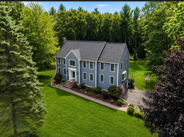 39 Spring Hill Rd, North Andover, MA 01845