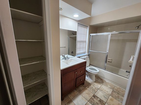 Common Bathroom