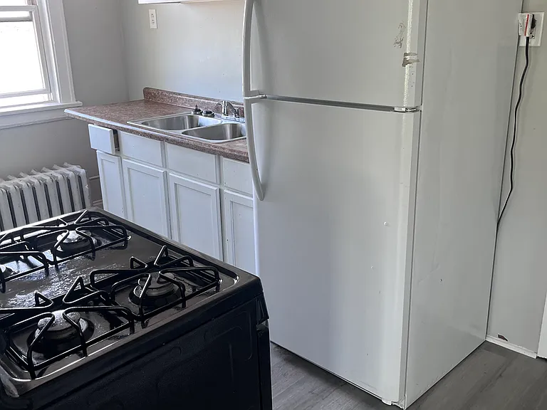 1200 S 17th Ave #5 — Photo 3
