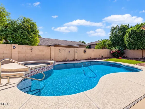 6125 W KIMBERLY Way, Glendale, AZ 85308