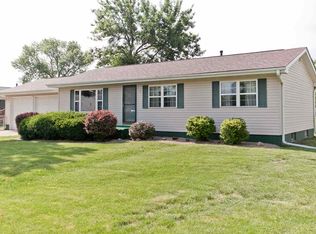 5 Lincoln Dr, Palo, IA 52324