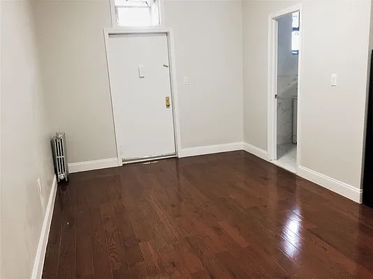 Rented by Bruma Realty LLC | media 8