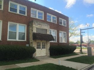255 N Spring St APT 6, Elgin, IL 60120
