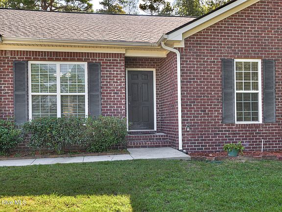 4th image of 372 Ashley Mill Road