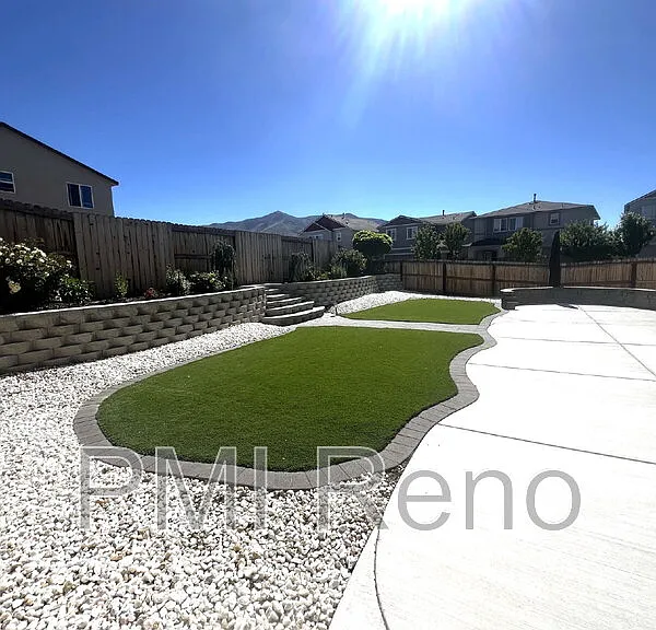 8880 Portia Dr — Photo 4