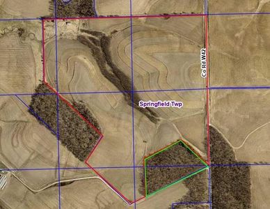 County Road W42, Decorah, IA, 52101