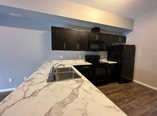 220 Spruce Ridge Rd #10, Spruce Grove, AB T7X0X6