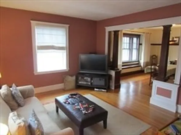 20 Roselin Ave, Quincy, MA