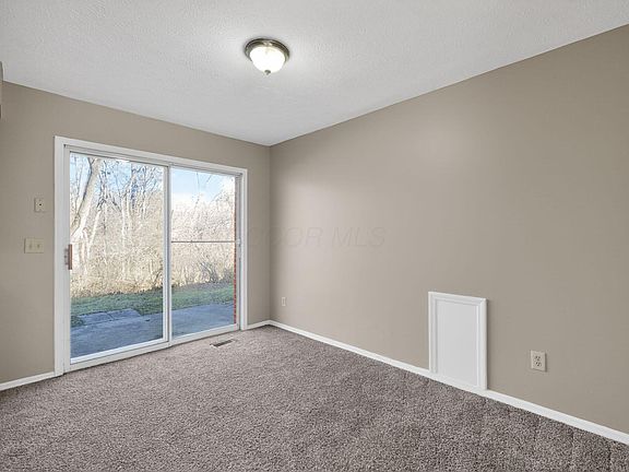 4th image of 672 Liberty Ln