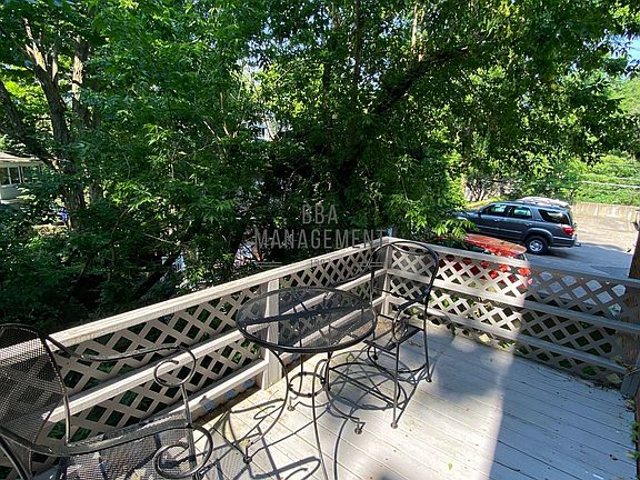 4th image of 94A Marion St APT 4