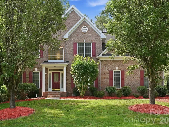 2940 Shady Reach Ln, Charlotte, NC 28214