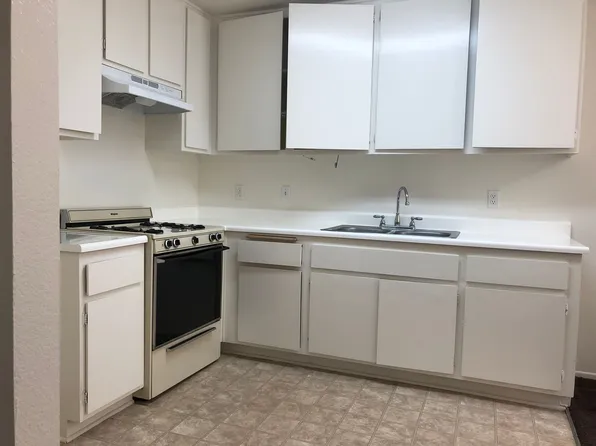 Elm Terrace Apartments