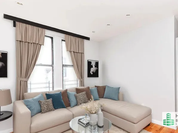 612 Flatbush Avenue image 1 of 7