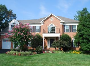 505 Fortress Cir SE, Leesburg, VA 20175