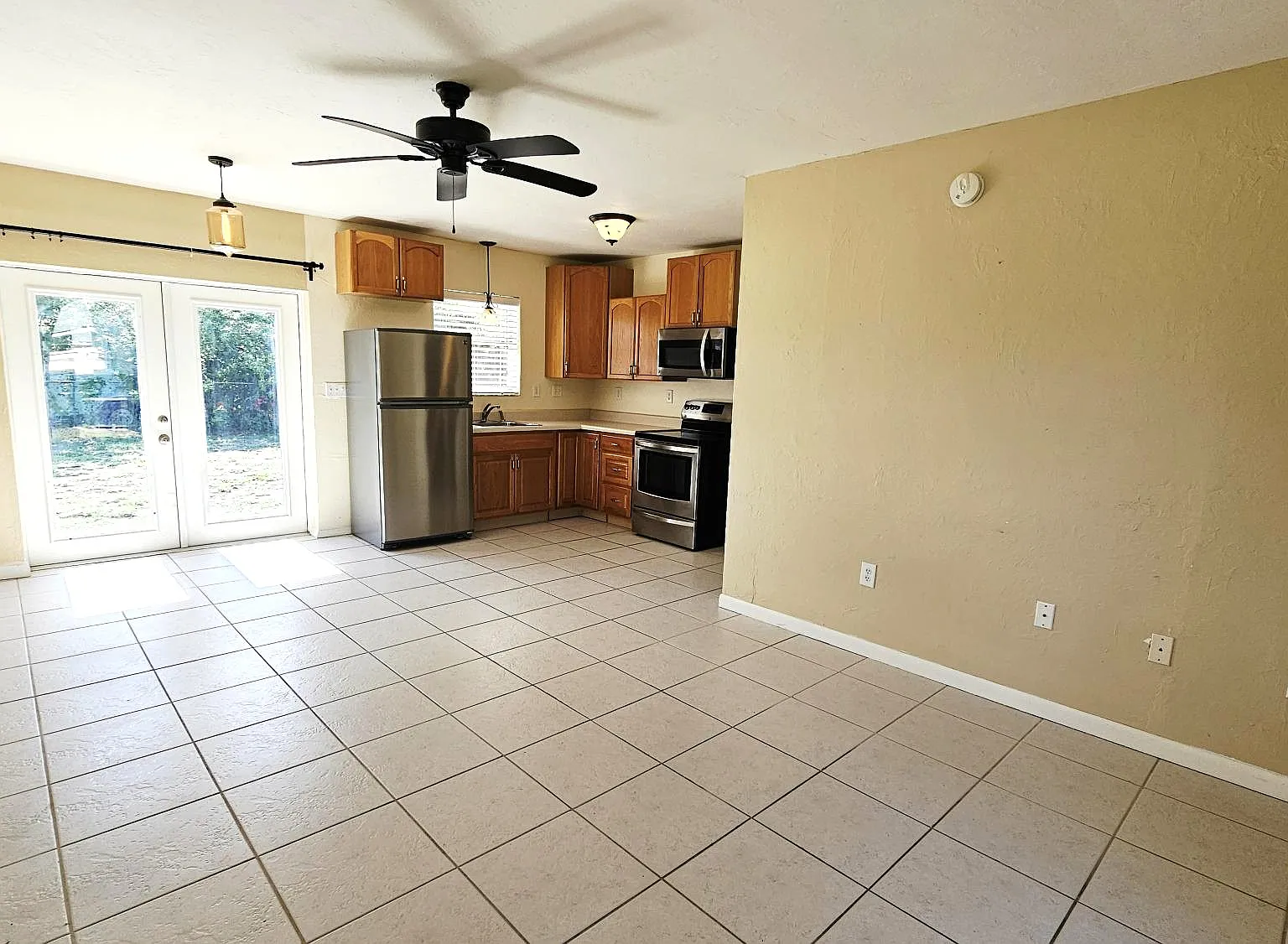 865 Palm Ave #A, Englewood FL 34223 — Photo 2