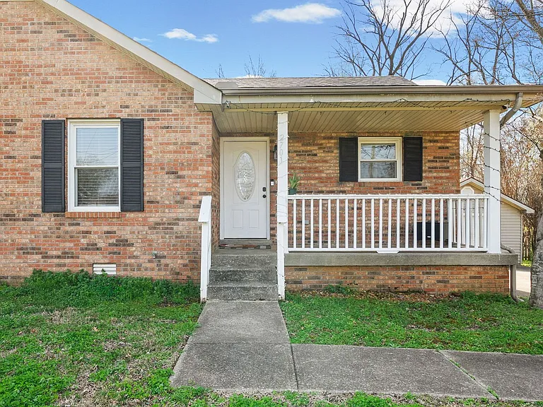 2701 E Copeland Ct — Photo 3