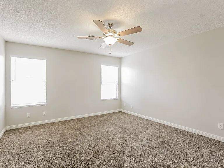 4136 Glenfield Cir — Photo 10