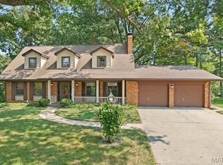213 Warrensburg Dr, Belleville, IL 62223