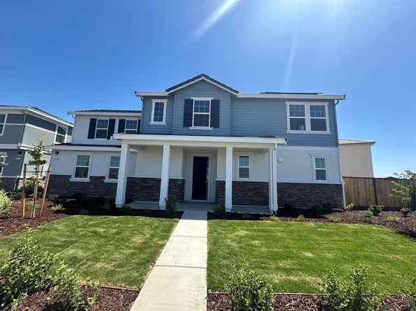 621 Cogburn Cir, Vacaville, CA 95687