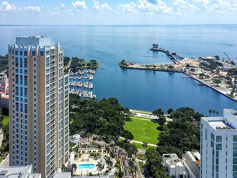 400 Beach Dr NE #1702 — Photo 17